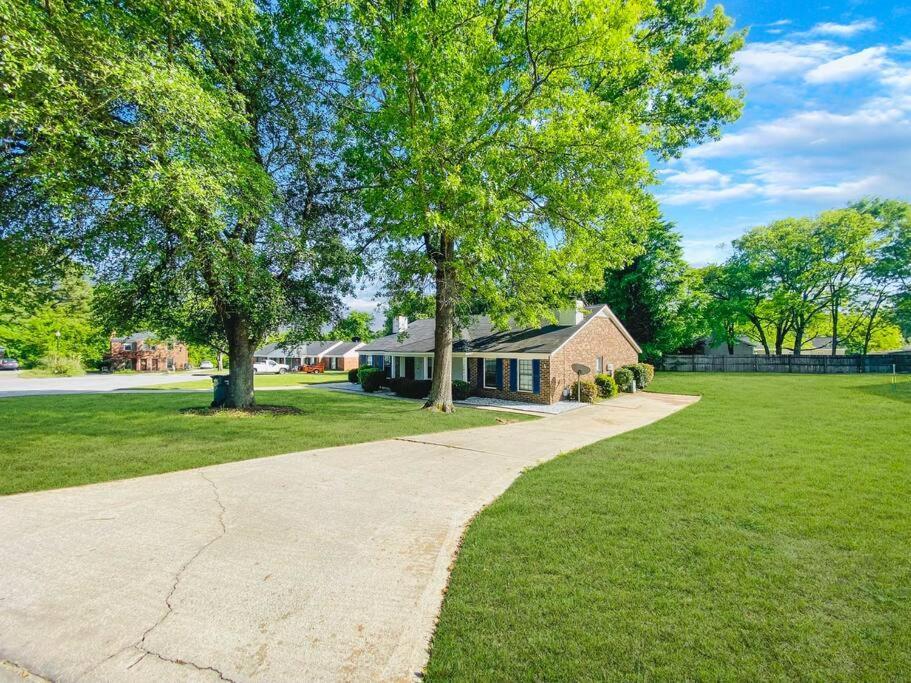 New! Luxe Cottage With Big Backyard 10 Mi To Augusta Evans Exterior photo